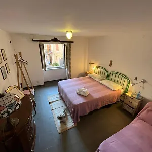 Bed & Breakfast A P E House Polizzi Generosa